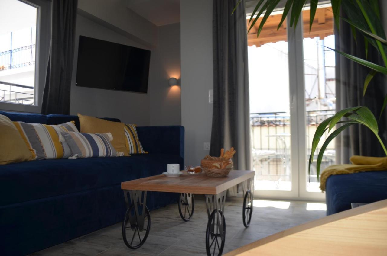Kastro Luxury Studios And Mezonette Skiathos Town Exterior photo